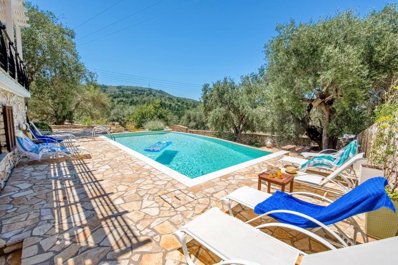 Villa Bougarini Haven Family Villa Rock Pool Oasis Ieromonachos Eksteriør billede