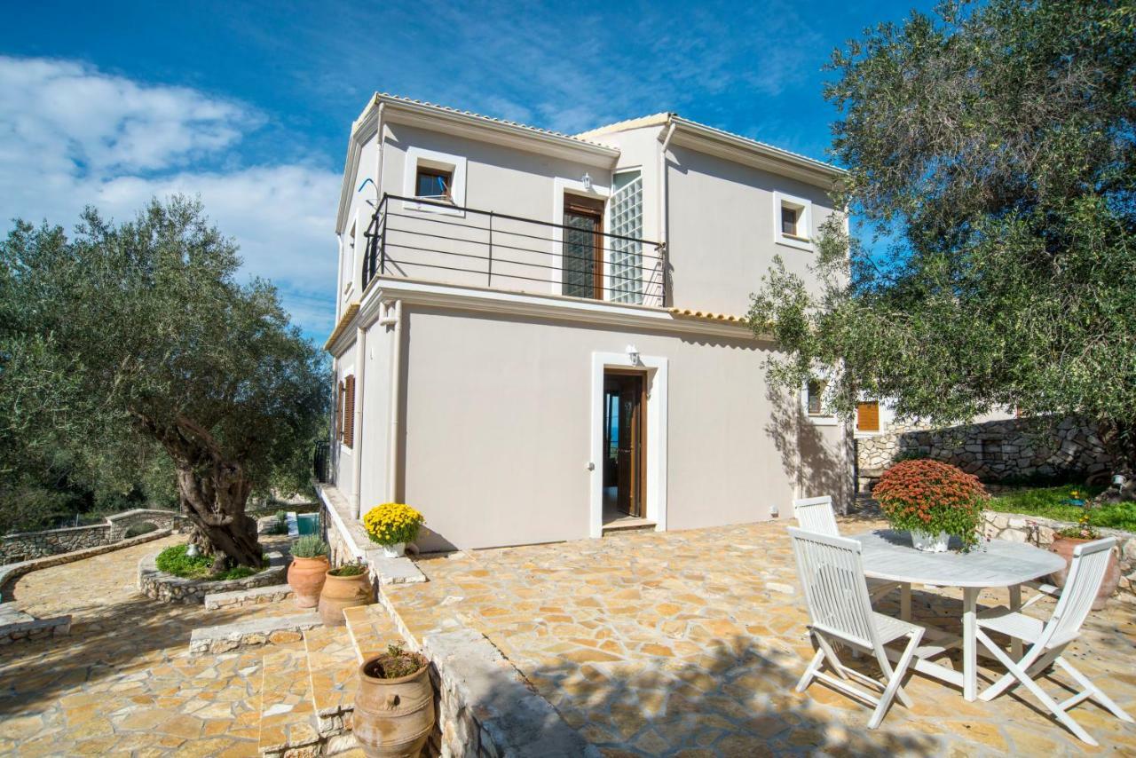 Villa Bougarini Haven Family Villa Rock Pool Oasis Ieromonachos Eksteriør billede