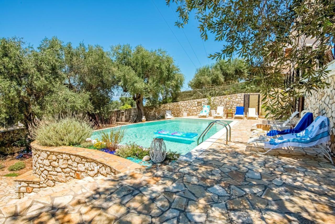 Villa Bougarini Haven Family Villa Rock Pool Oasis Ieromonachos Eksteriør billede
